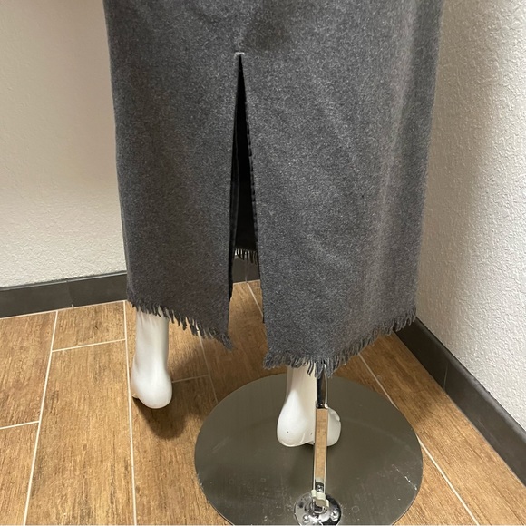 Eddie Bauer ❄️ Winter Warm Wool Blend Fringe Skirt & Scarf Bundle Sz 8/M - Picture 6 of 11